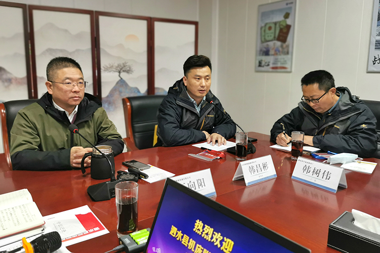 1634786219884079.jpg 【整理】泗水機(jī)床附件行業(yè)協(xié)會來訪照片L1020褚少青 (8).jpg